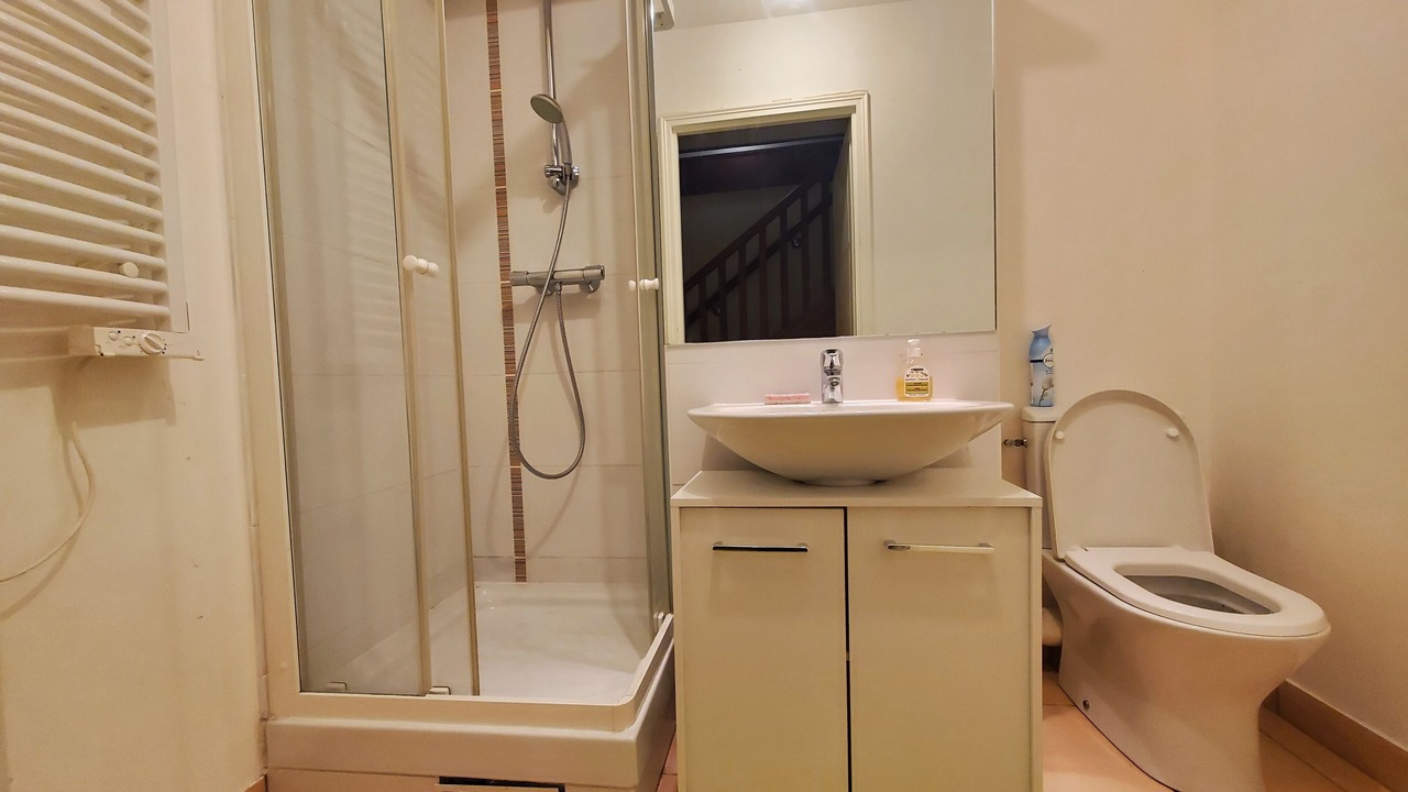 Photo of Bathroom in Chatillon