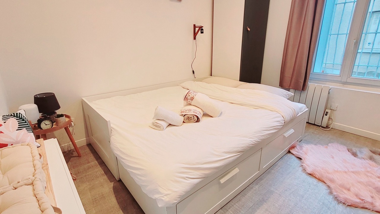 Photo of Bedroom in Les Pavillons-sous-Bois