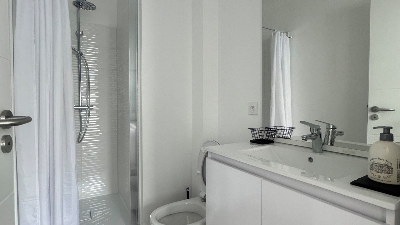 Photo of Bathroom in Saint-Germain-sur-Morin