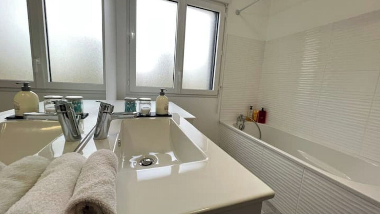 Photo of Bathroom in Saint-Germain-sur-Morin