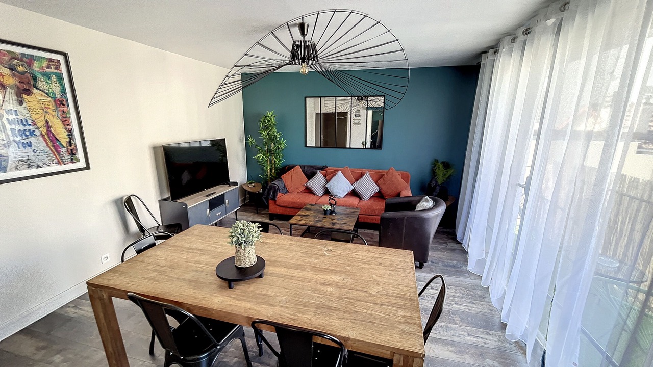 Photo of Livingroom in Epinay-sur-Seine