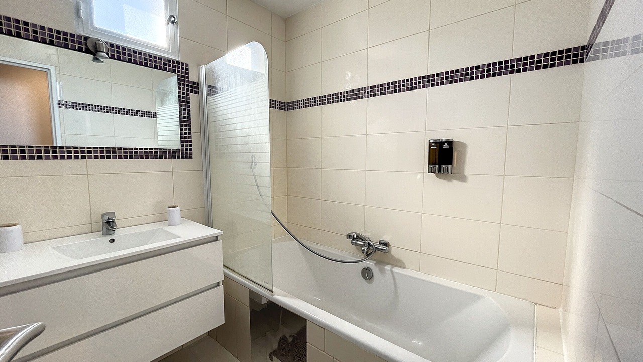 Photo of Bathroom in Epinay-sur-Seine