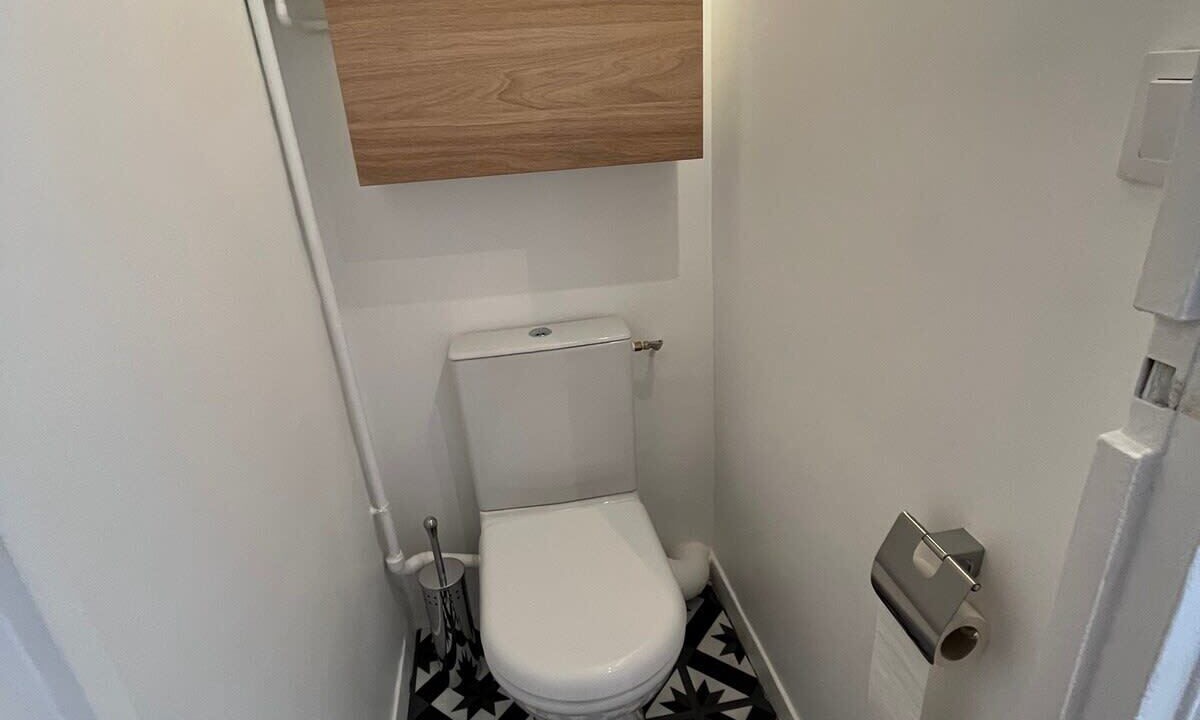 Photo of Bathroom in Arsenal