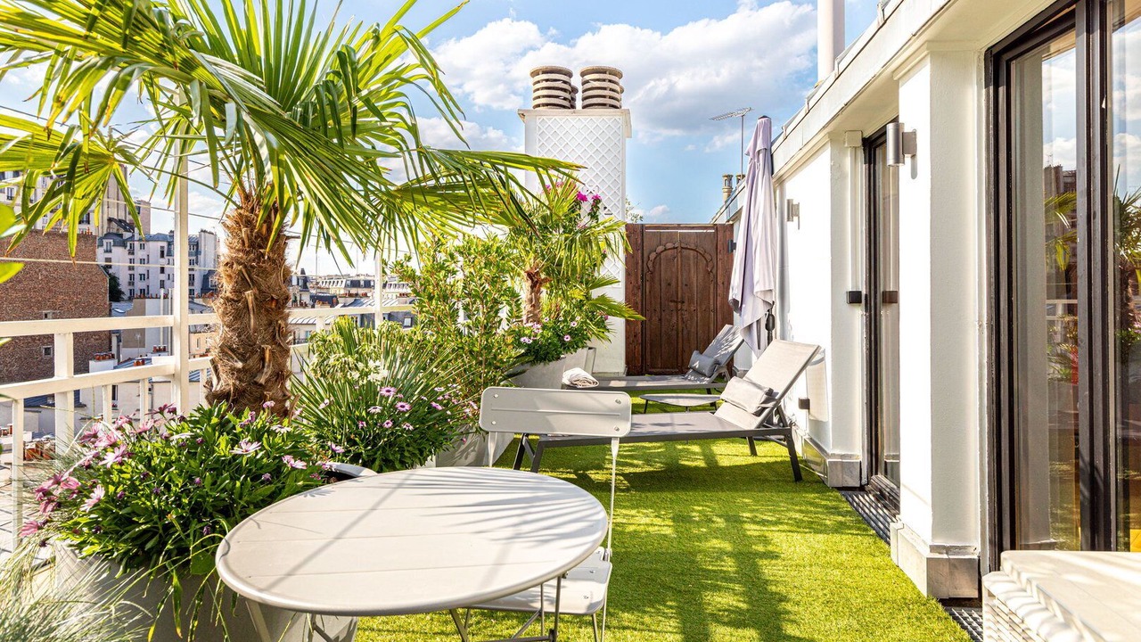 Photo of Outdoor in Clignancourt
