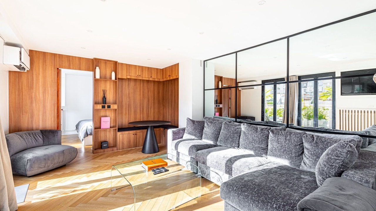 Photo of Livingroom in Clignancourt