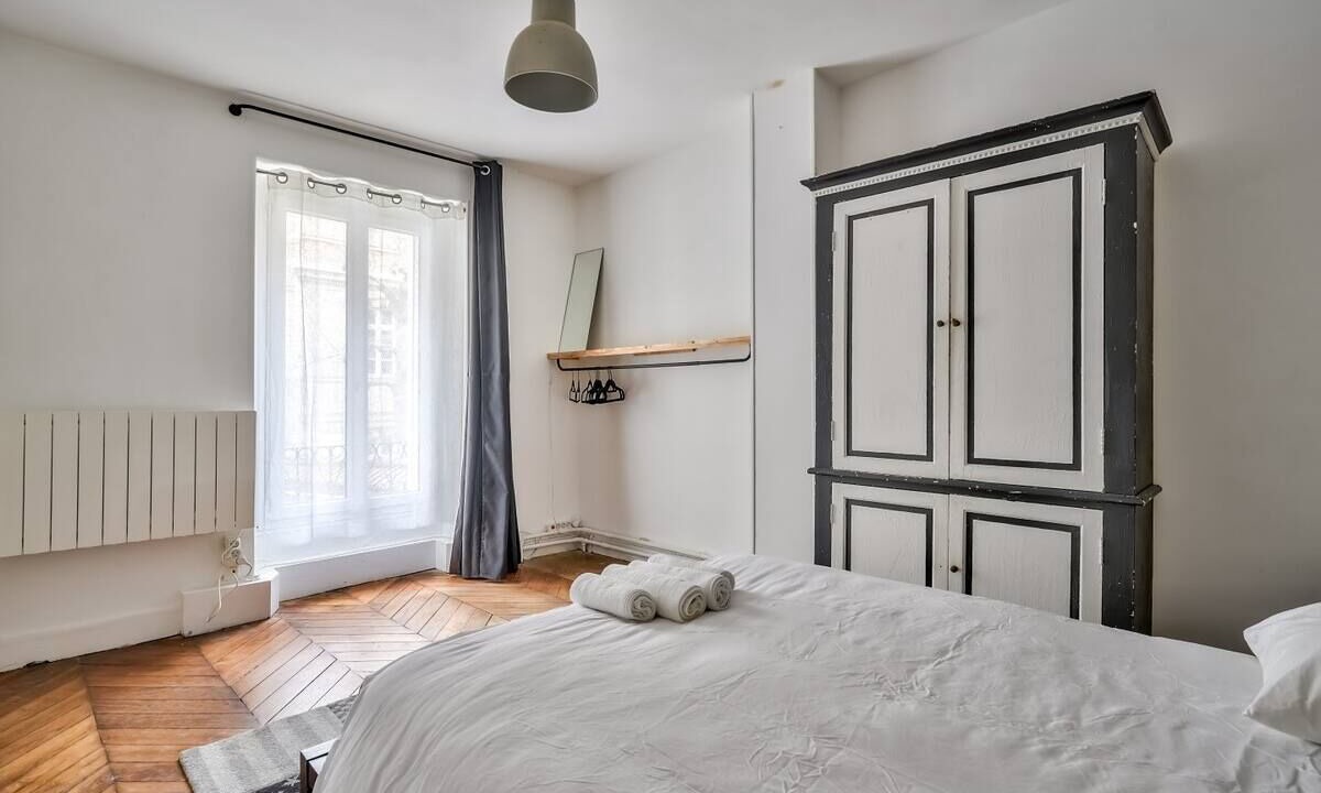 Photo of Bedroom in 12th Arrondissement