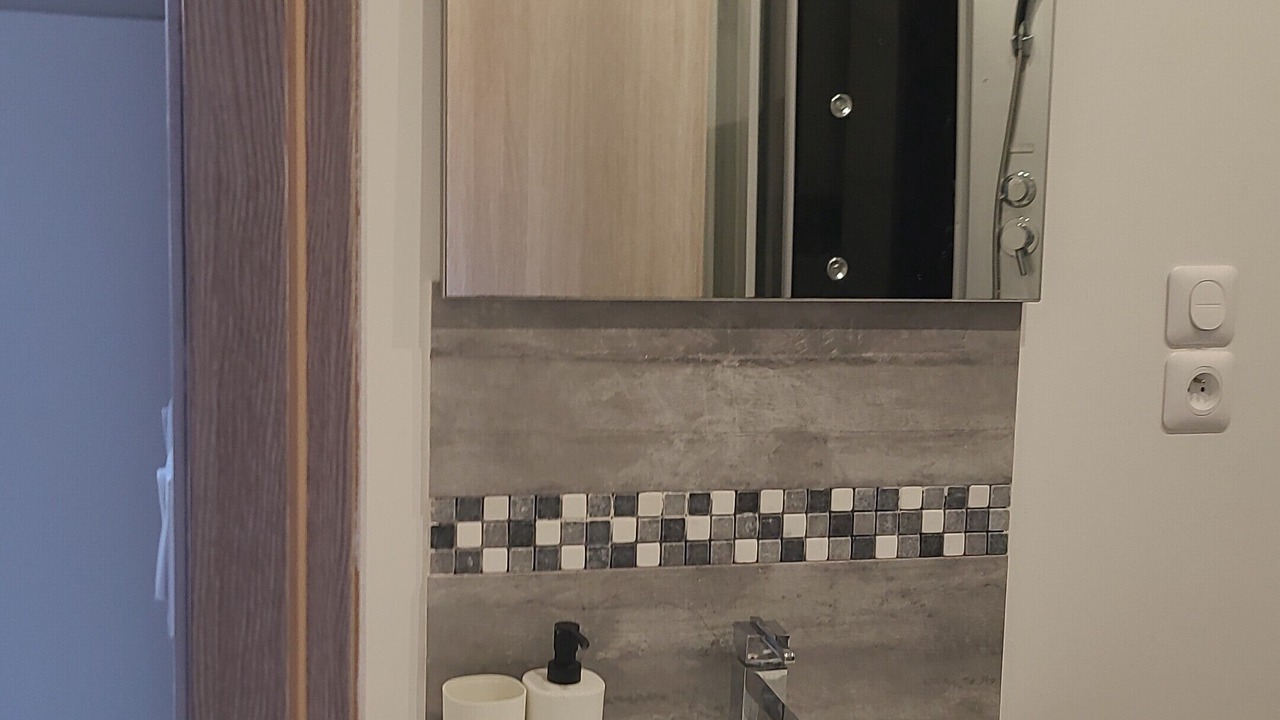 Photo of Bathroom in Arcueil