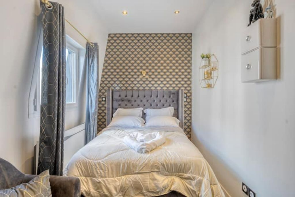 Photo of Bedroom in Livry-Gargan