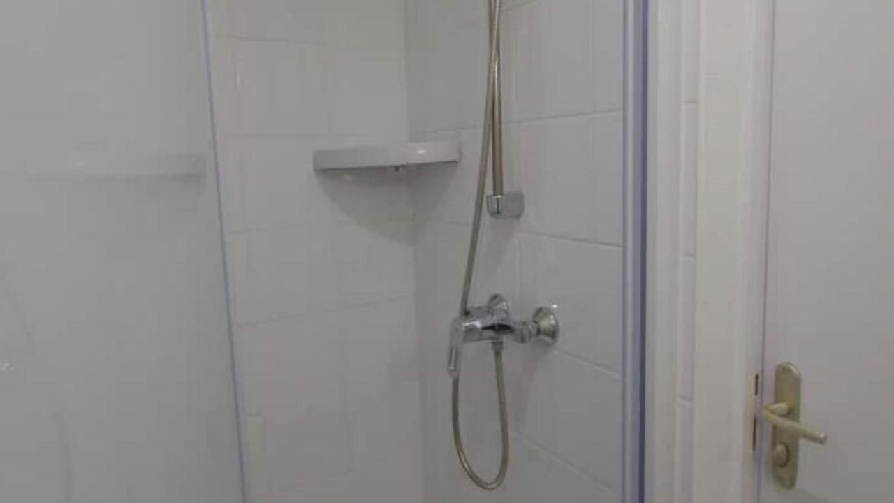 Photo of Bathroom in Arts-et-Metiers