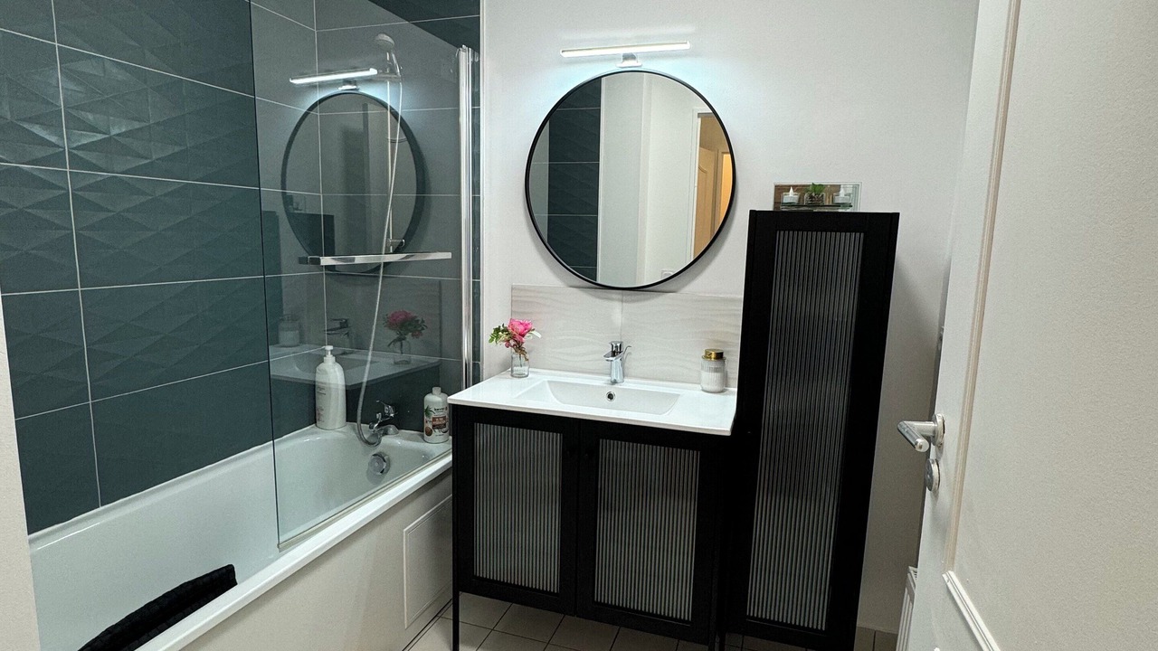 Photo of Bathroom in Clichy