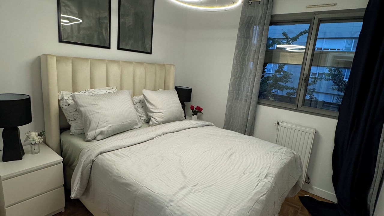 Photo of Bedroom in Clichy
