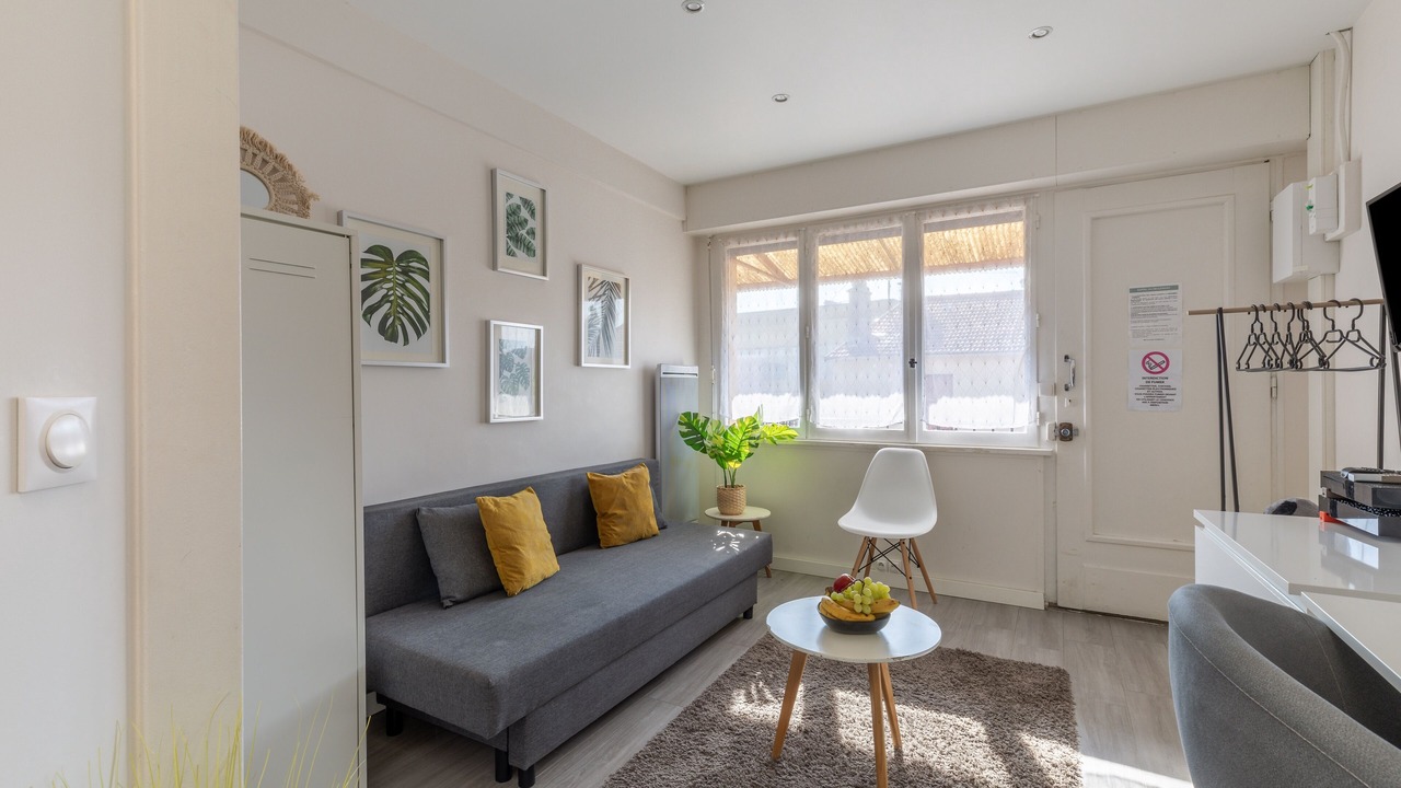 Photo of Livingroom in Gentilly