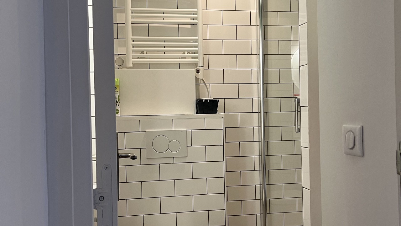 Photo of Bathroom in Arts-et-Metiers