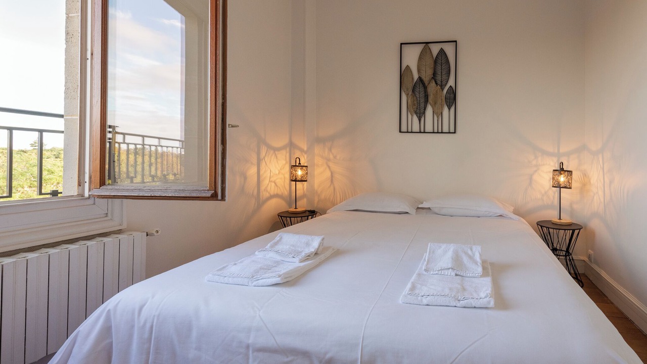 Photo of Bedroom in 12th Arrondissement