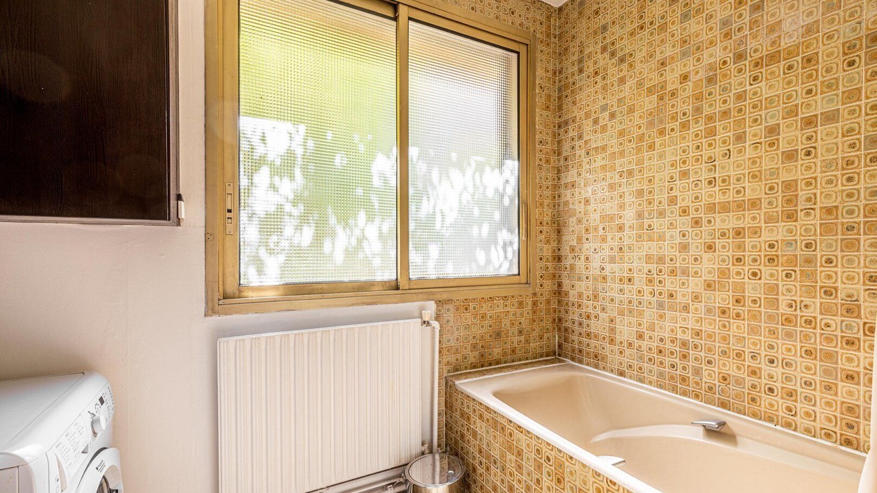 Photo of Bathroom in 16th Arrondissement