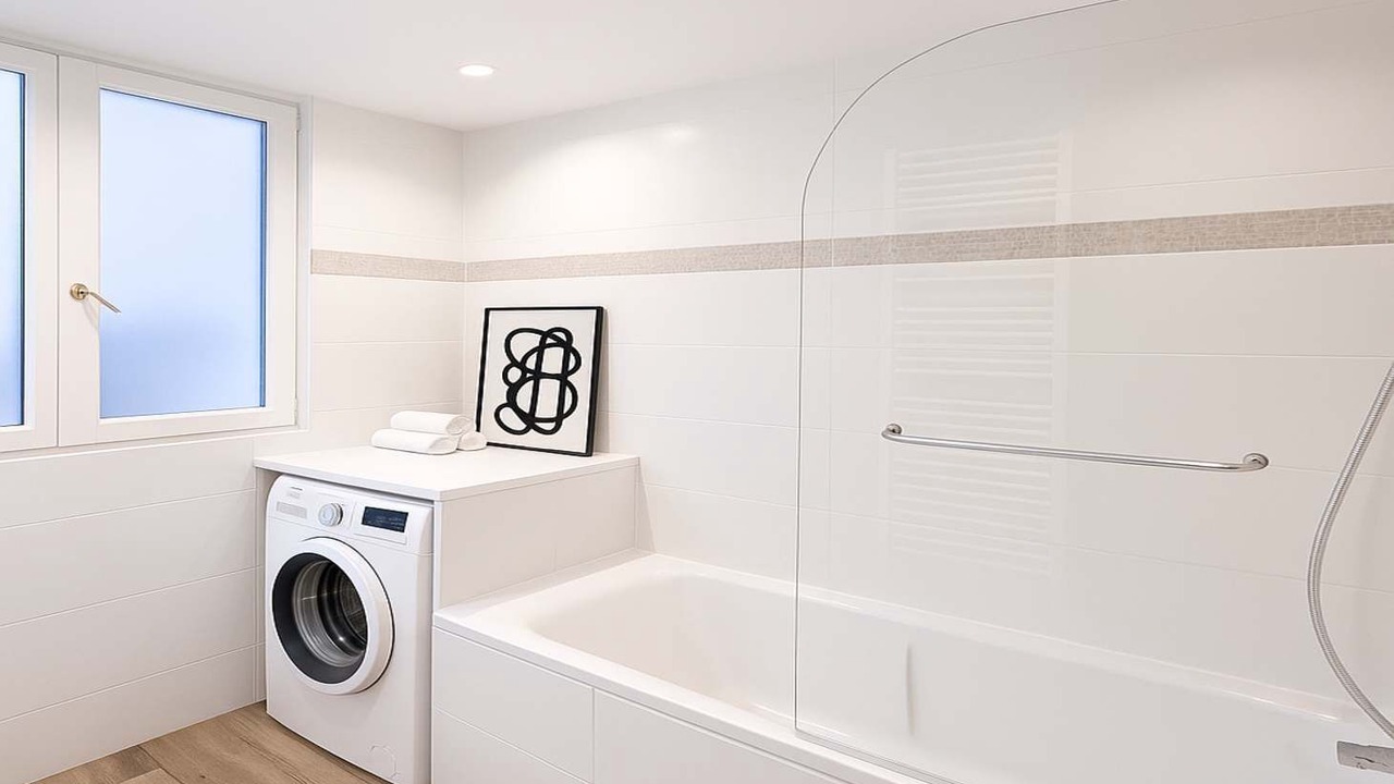 Photo of Bathroom in Quartier de la Folie-Mericourt
