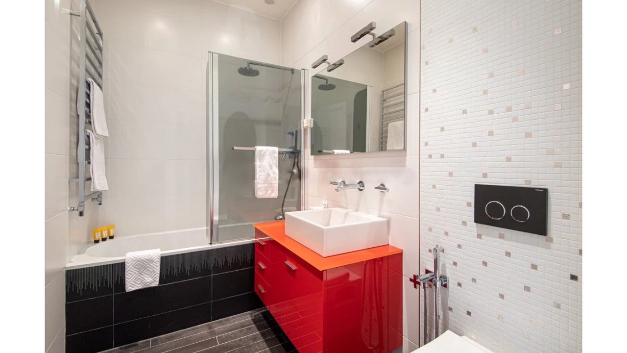 Photo of Bathroom in Porte-Dauphine