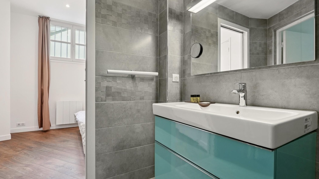 Photo of Bathroom in Quartier de la Place-Vendome