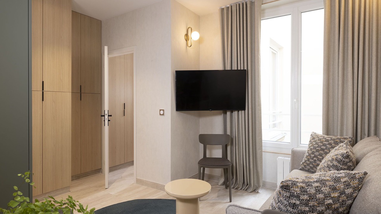 Photo of Livingroom in Quartier de la Place-Vendome