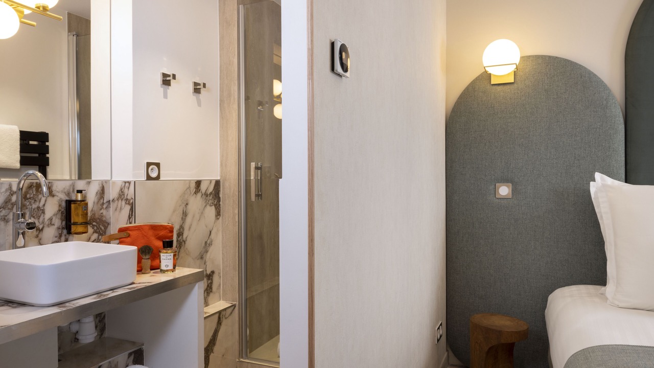 Photo of Bathroom in Quartier de la Place-Vendome