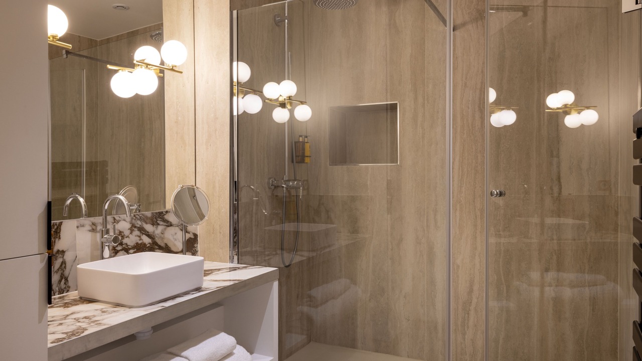 Photo of Bathroom in Quartier de la Place-Vendome