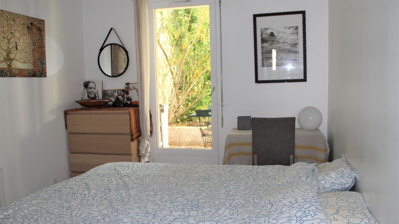 Photo of Bedroom in Issy-les-Moulineaux