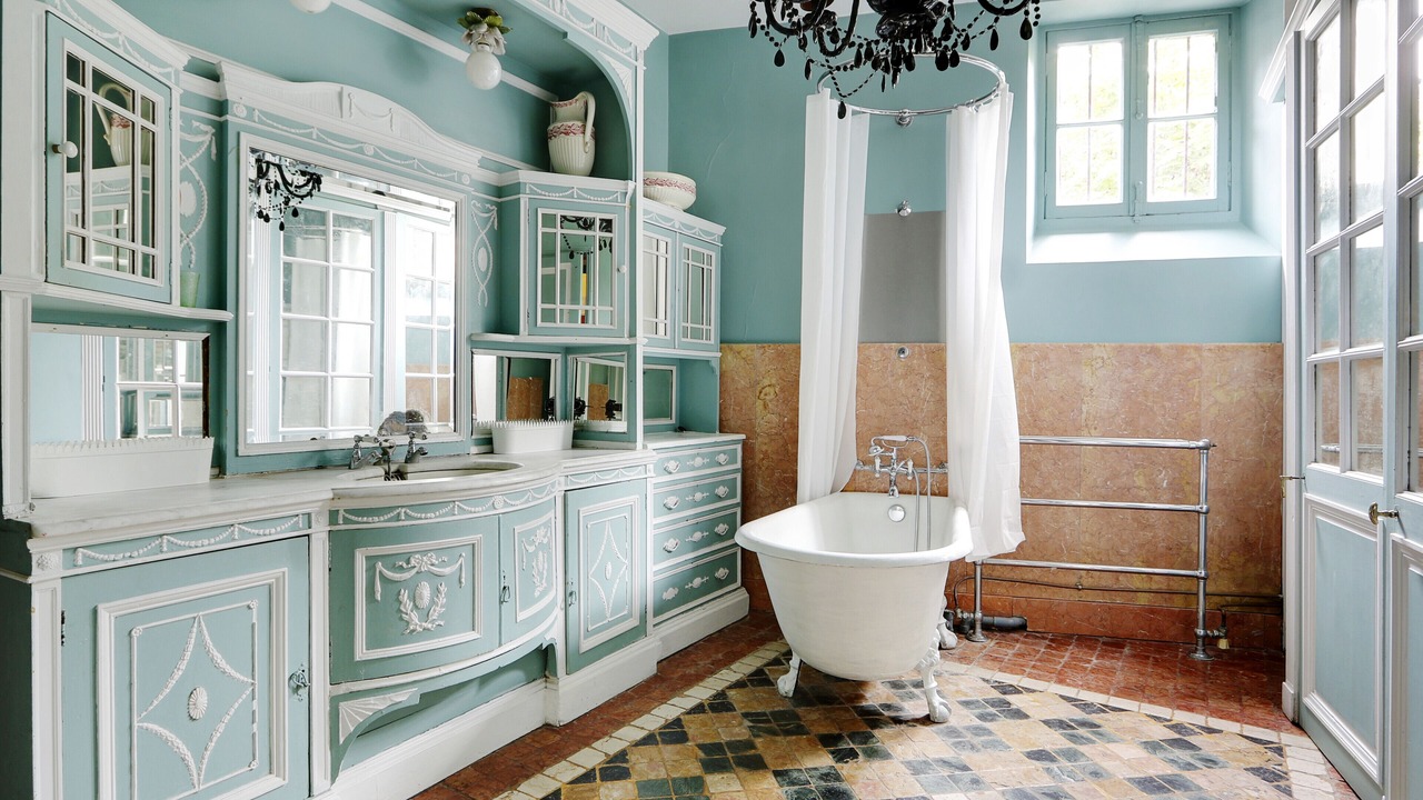 Photo of Bathroom in Notre-Dame-des-Champs