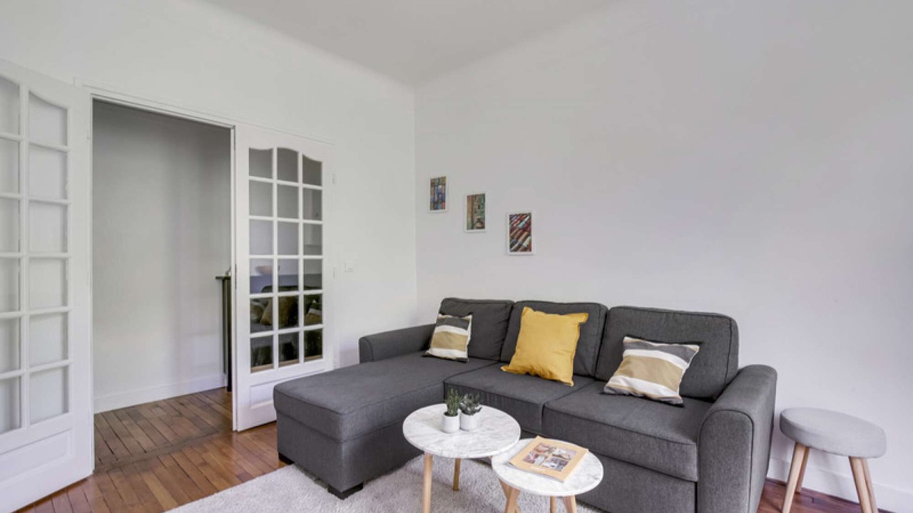 Photo of Livingroom in Plateau - Mont-Valerien