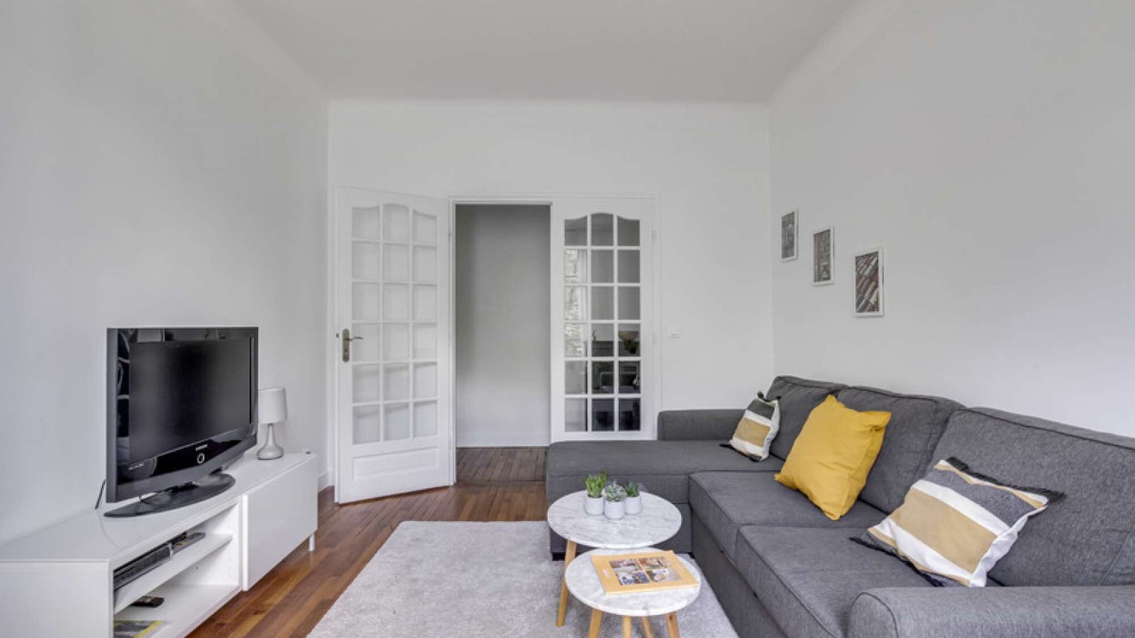 Photo of Livingroom in Plateau - Mont-Valerien
