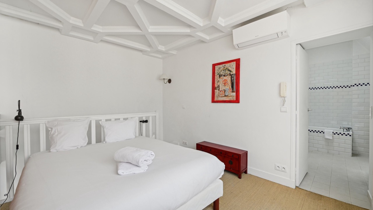 Photo of Bedroom in Montparnasse