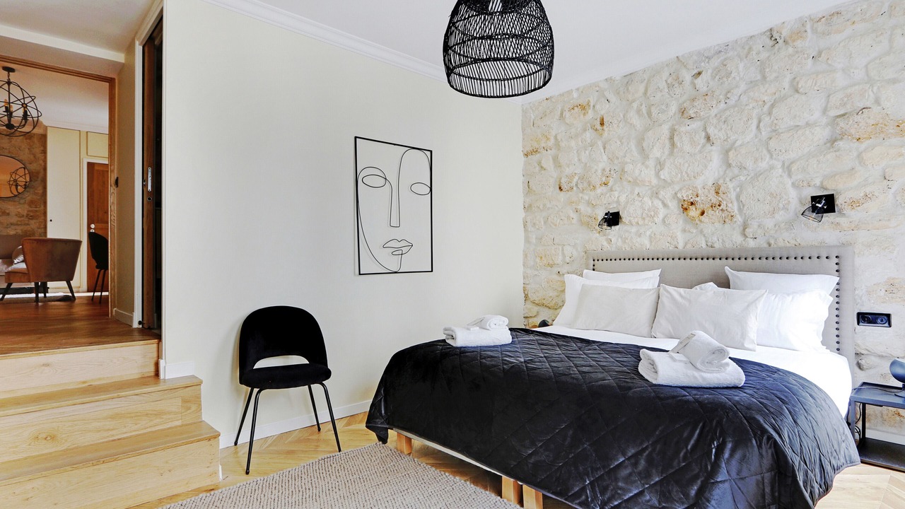 Photo of Bedroom in Arts-et-Metiers