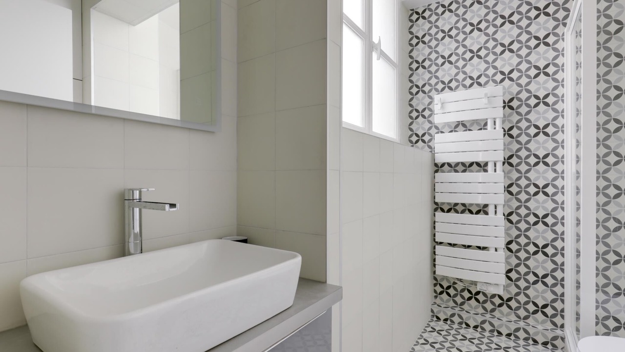 Photo of Bathroom in Quartier de la Place-Vendome