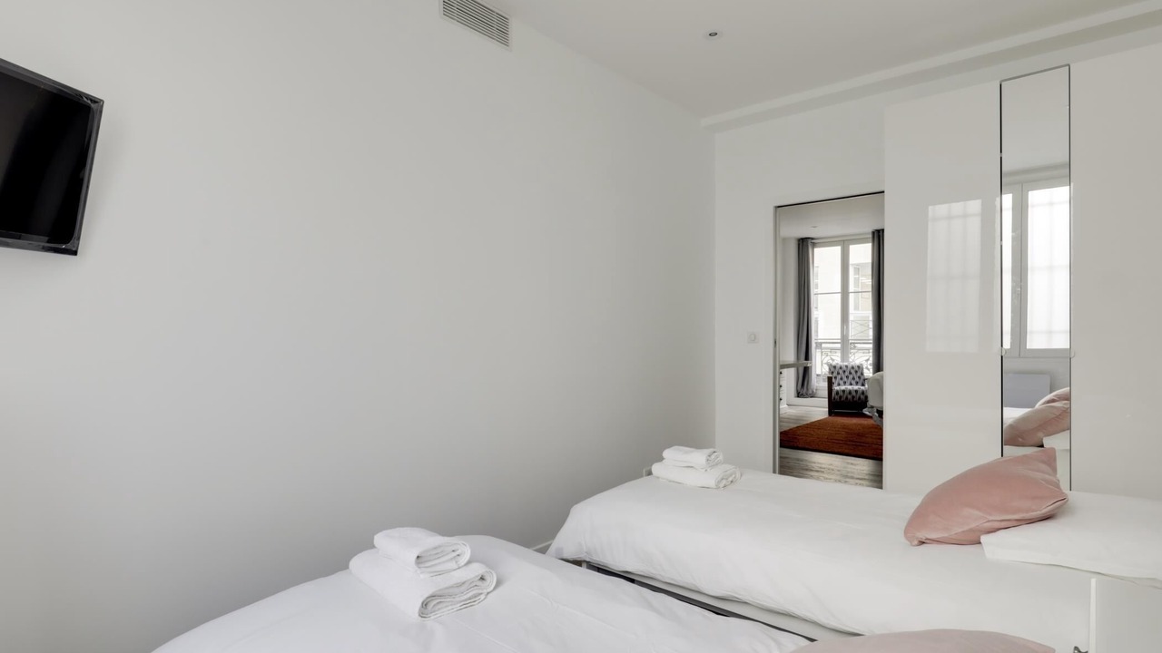 Photo of Bedroom in Quartier de la Place-Vendome