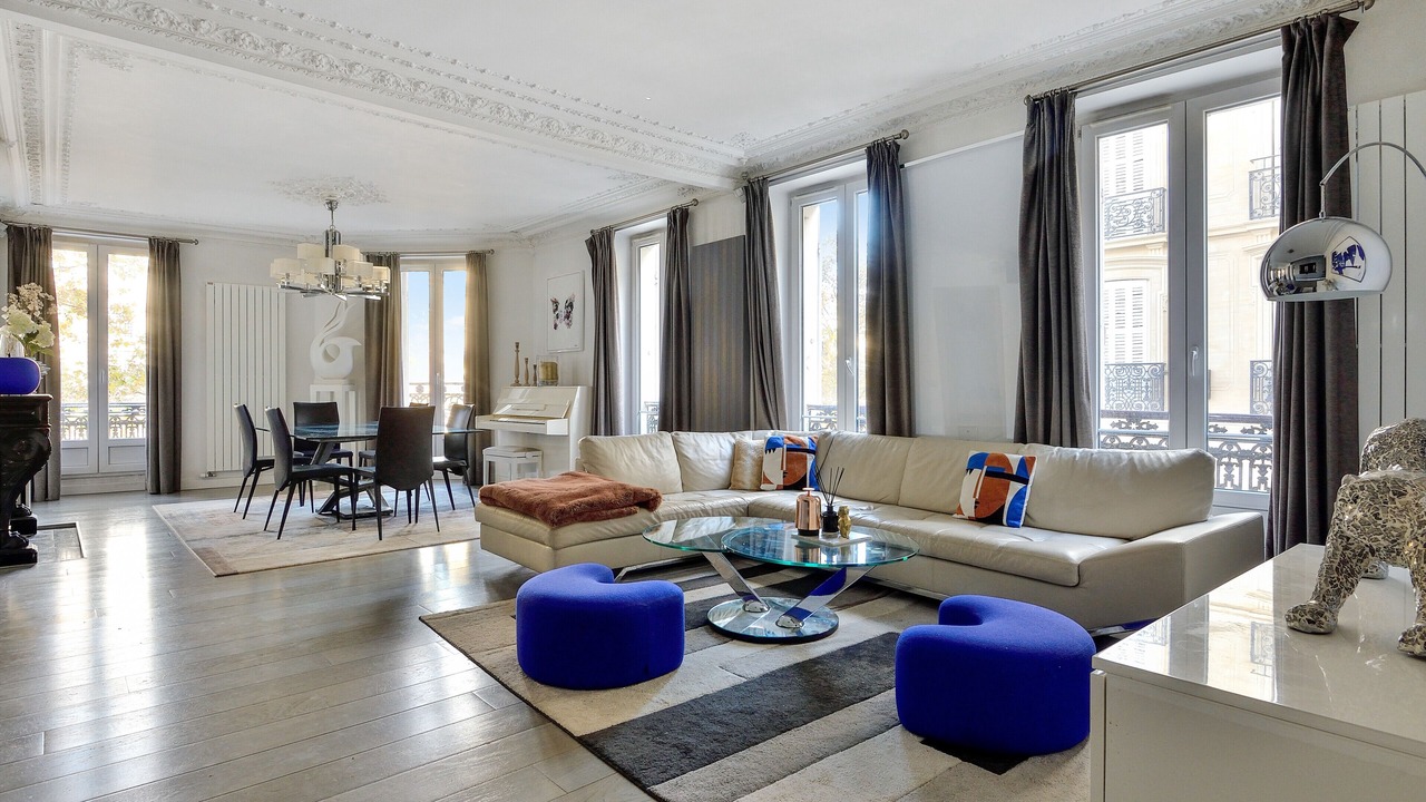 Photo of Livingroom in Chaillot