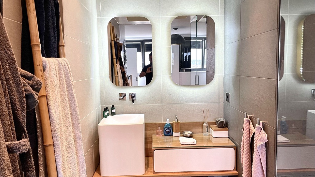 Photo of Bathroom in Porte-Dauphine