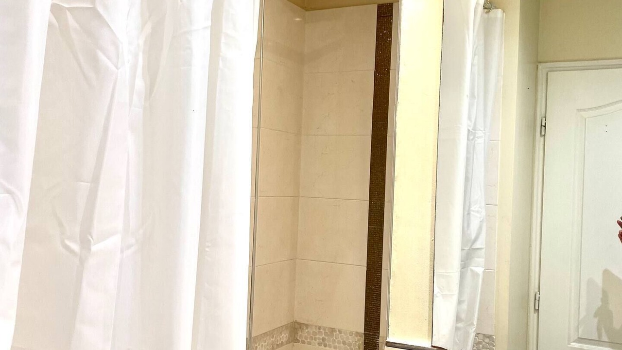 Photo of Bathroom in Noisy-le-Grand
