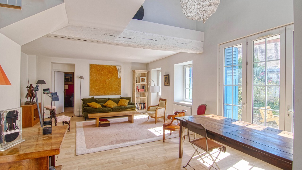 Photo of Livingroom in Vaucresson
