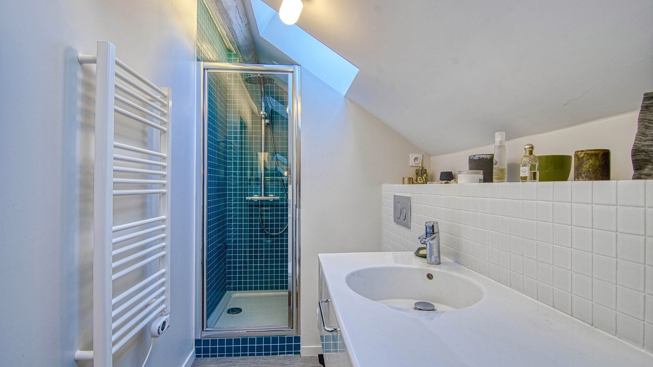 Photo of Bathroom in Vaucresson