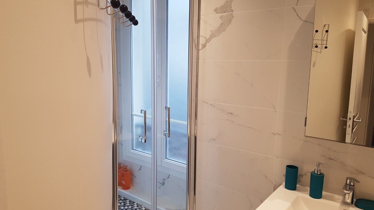 Photo of Bathroom in Vignerons