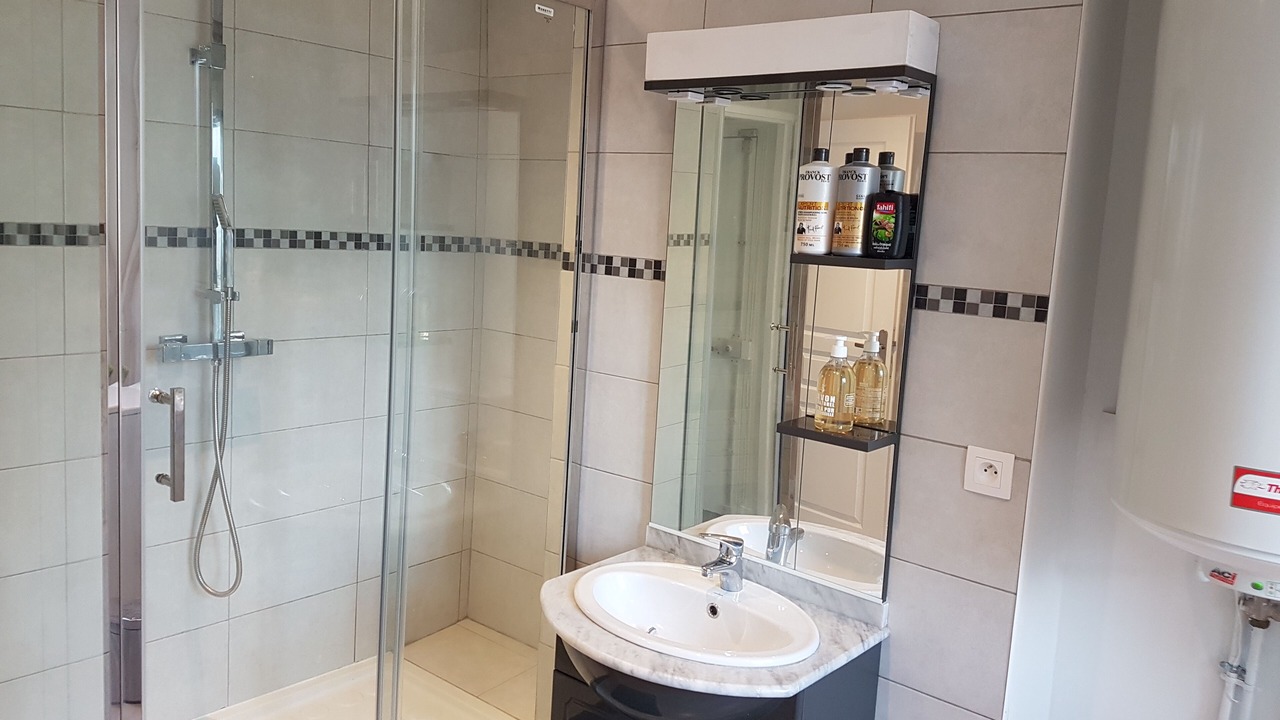 Photo of Bathroom in Vignerons