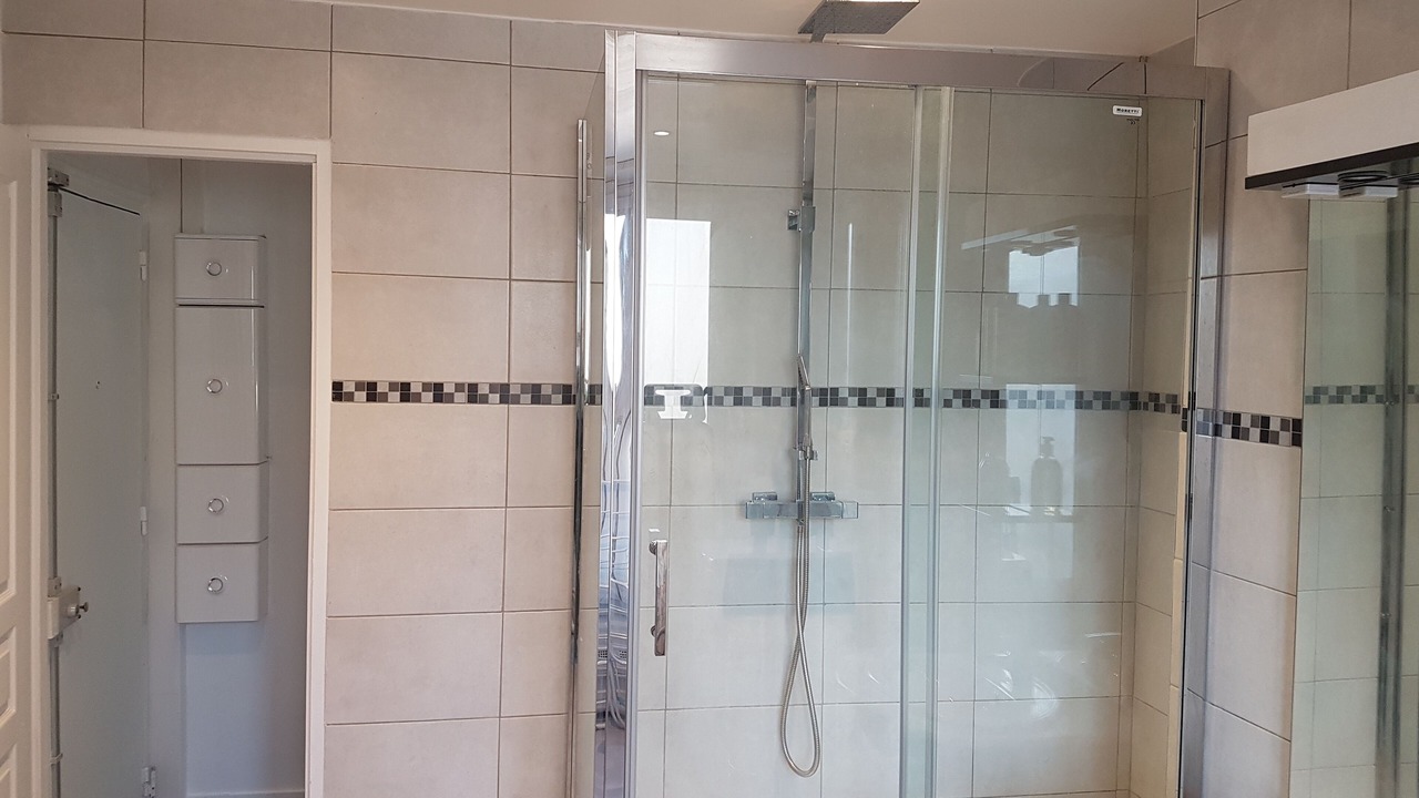 Photo of Bathroom in Vignerons