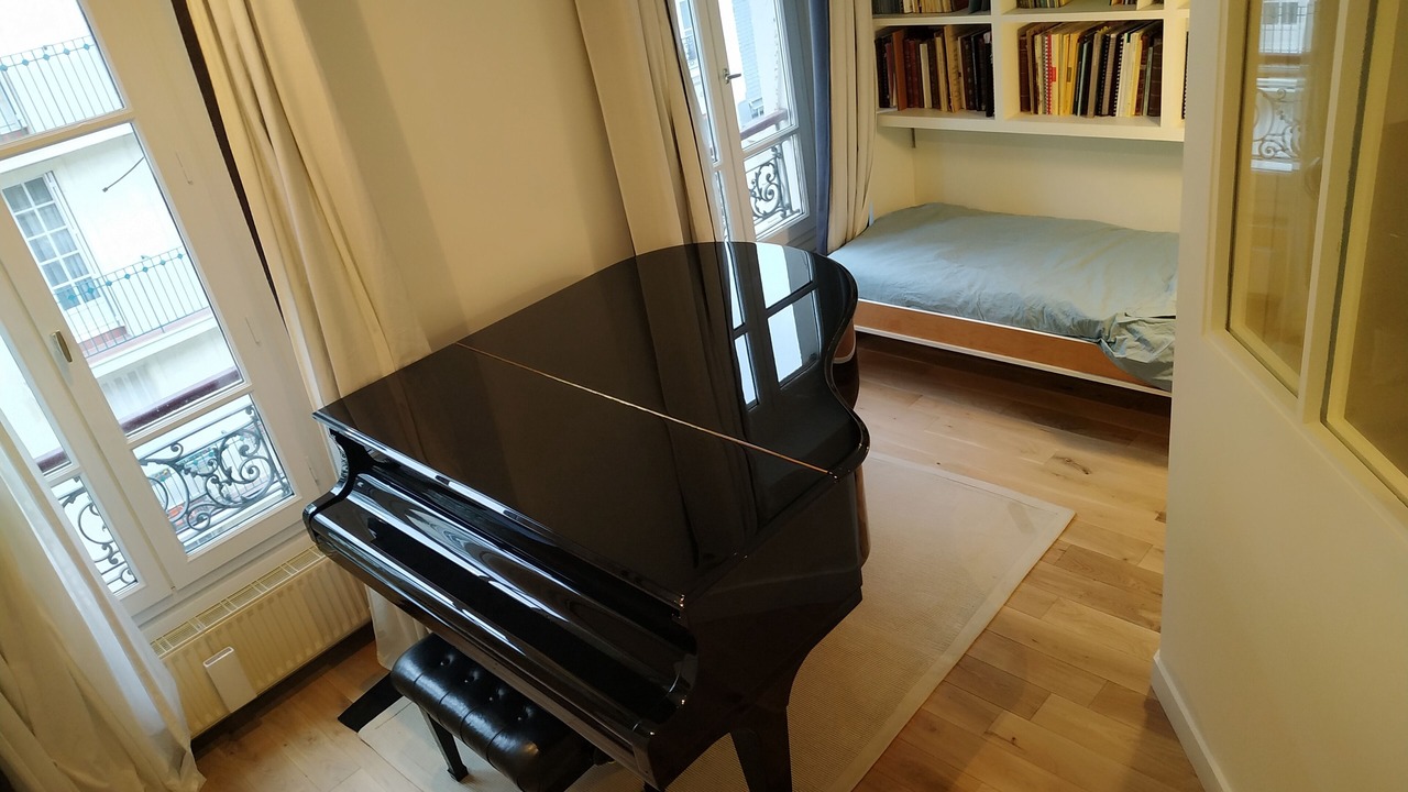 Photo of Bedroom in 5th Arrondissement