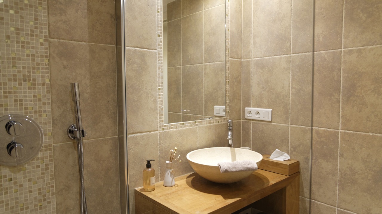 Photo of Bathroom in Quartier de la Place-Vendome