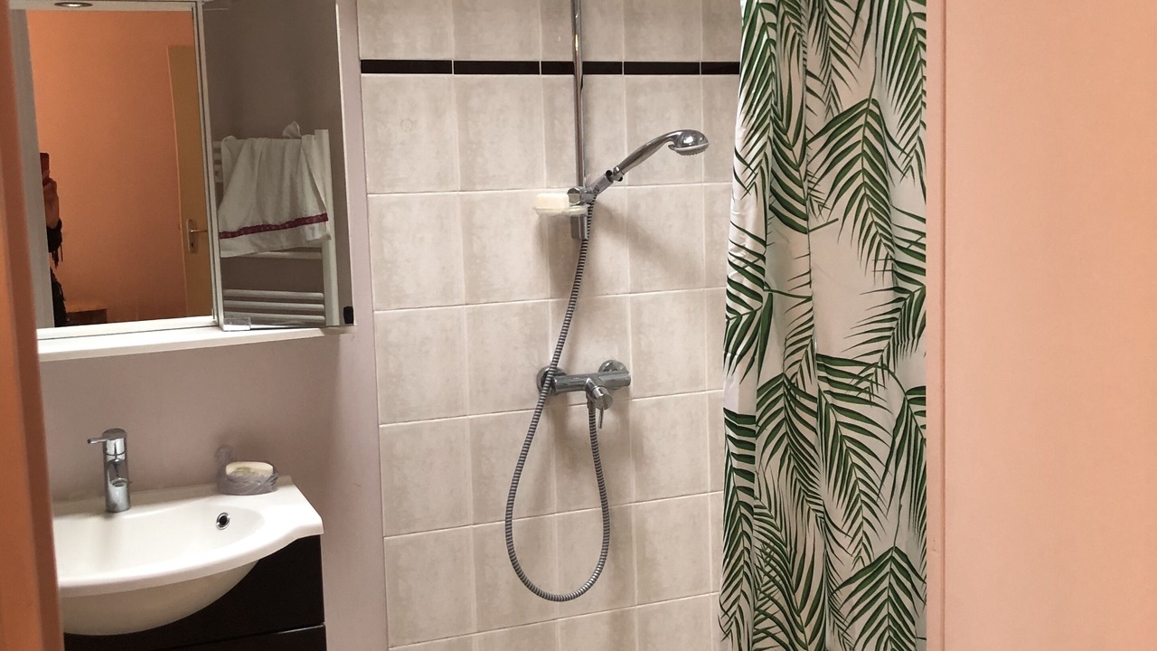 Photo of Bathroom in Thiais