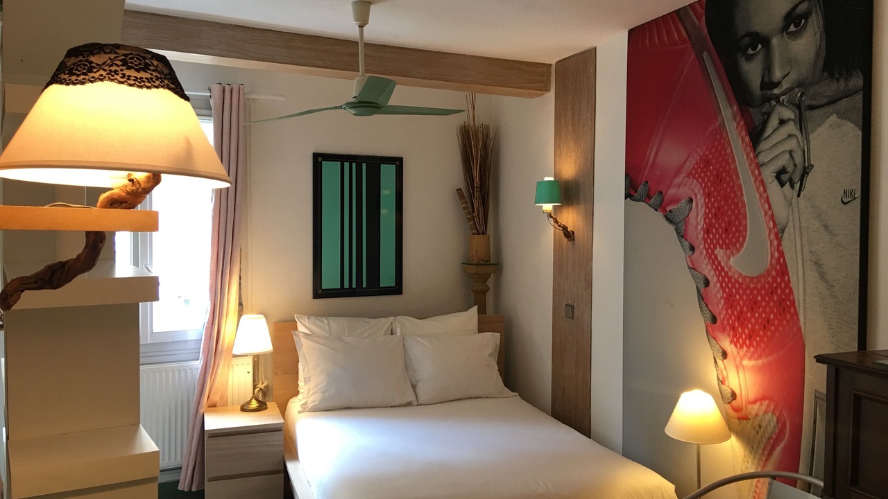 Photo of Bedroom in 15th Arrondissement