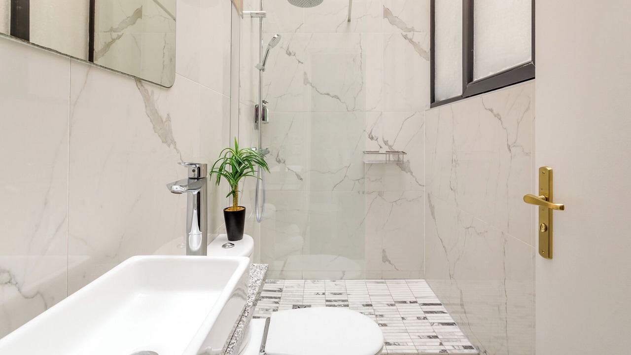Photo of Bathroom in Les Halles