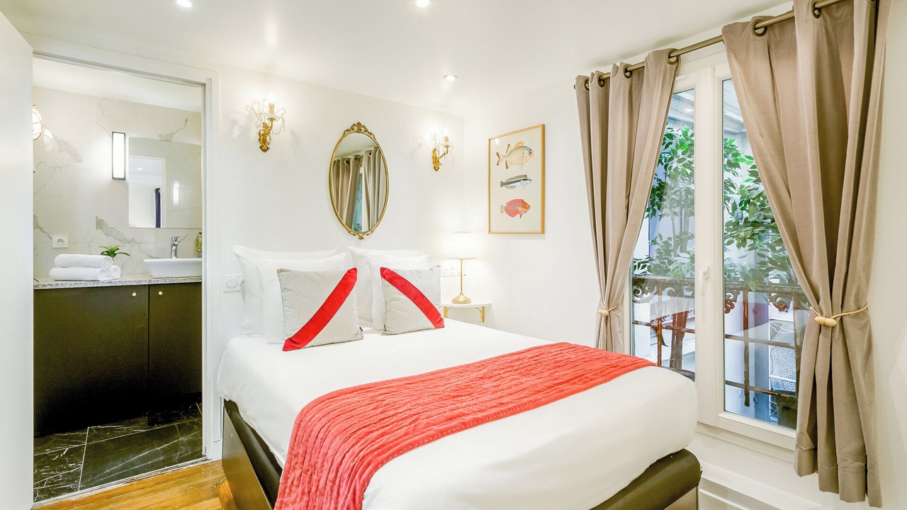 Photo of Bedroom in Les Halles