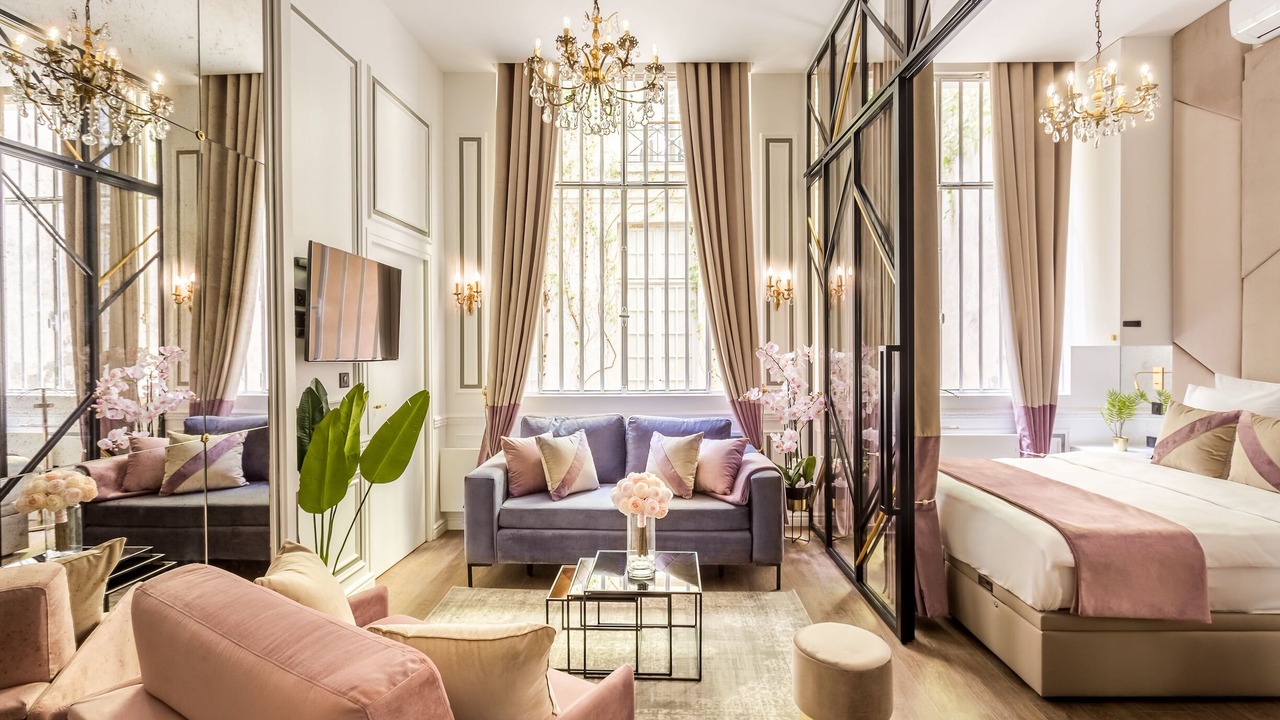 Photo of Bedroom in 3rd Arrondissement