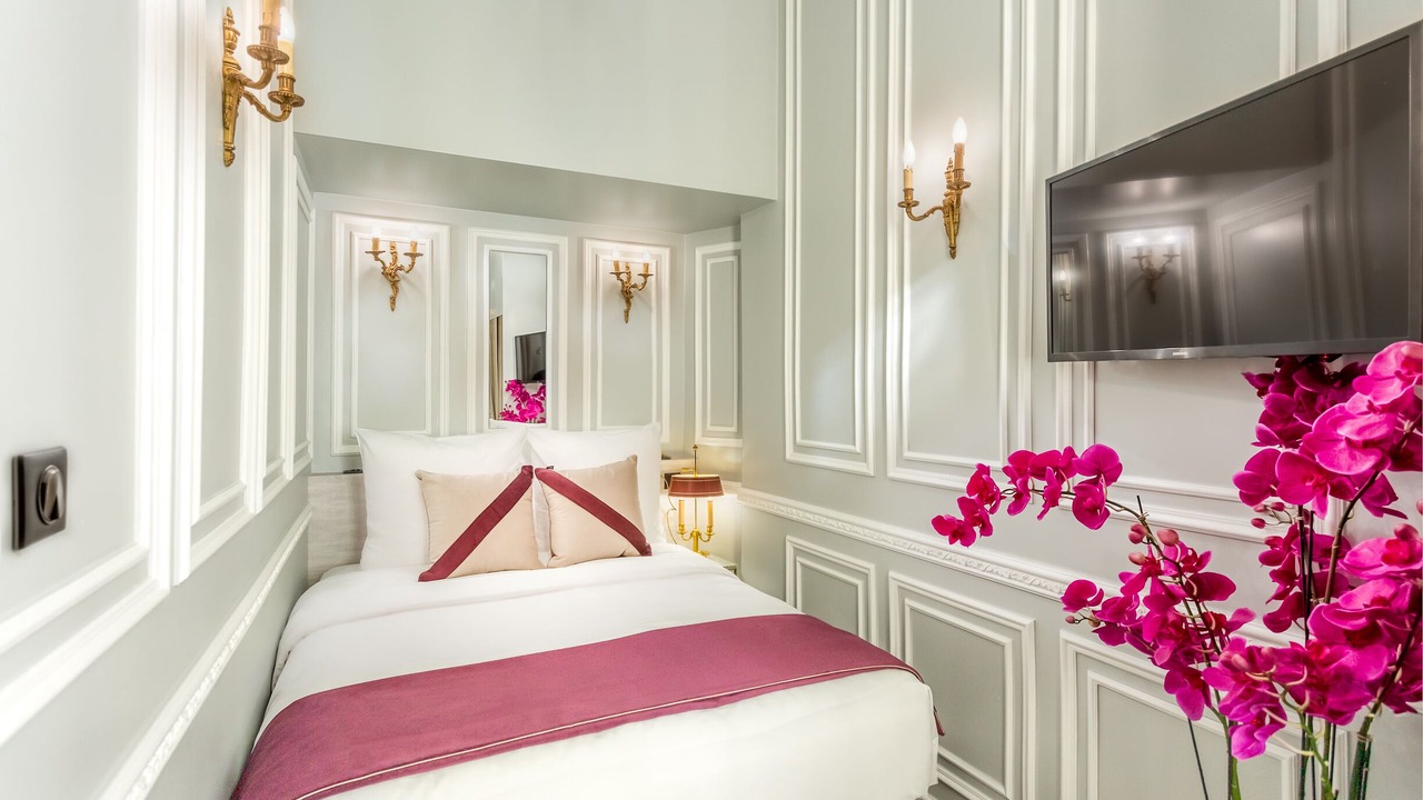 Photo of Bedroom in 3rd Arrondissement