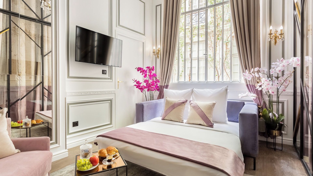 Photo of Bedroom in 3rd Arrondissement